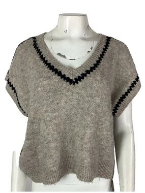 Aaron & Amber Sz S Short Dolman Sleeve Embroidered Trim V Neck Sweater Brown